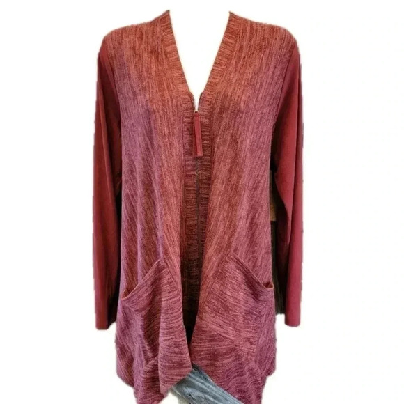 LOGO Lori Goldstein Sweater Size Small
Burgundy Wine Red Knit Faux Suede Sleeves - Picture 2 of 9